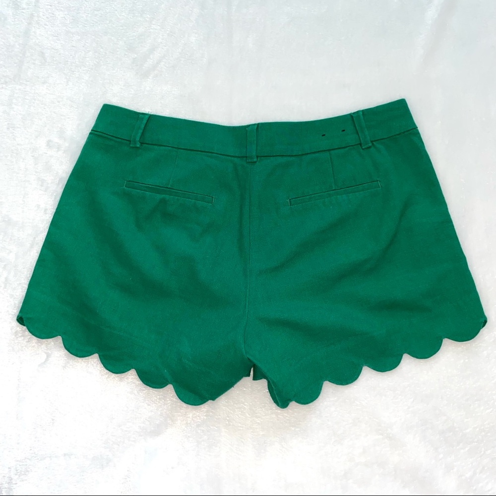 J. Crew | Kelly Green Linen Blend Scallop Hem Shorts - Picture 10 of 11